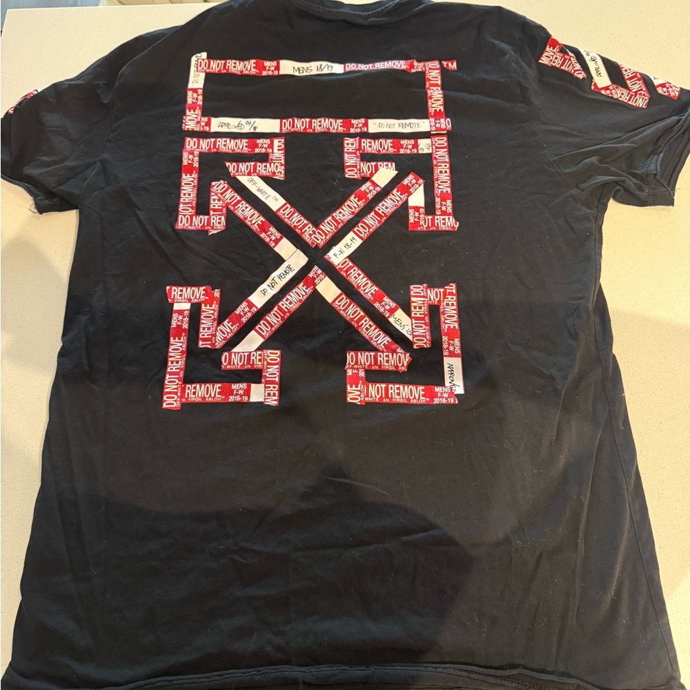 Men's Black Graphic T-Shirt